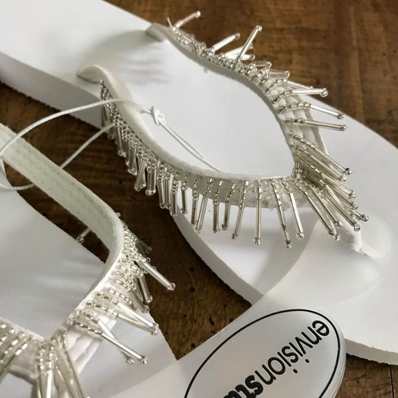EnvisionStudio Sz.8 White Flip Flops w/Silver Beaded Fringe Trim - Picture 5 of 6